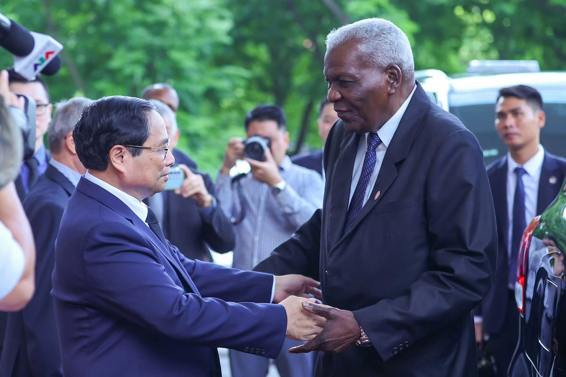 Thủ tướng Phạm Minh Chính tiếp Chủ tịch Quốc hội Esteban Lazo Hernandez. (Nguồn: VGP) Thủ tướng Phạm Minh Chính tiếp Chủ tịch Quốc hội Esteban Lazo Hernandez. (Nguồn: VGP)