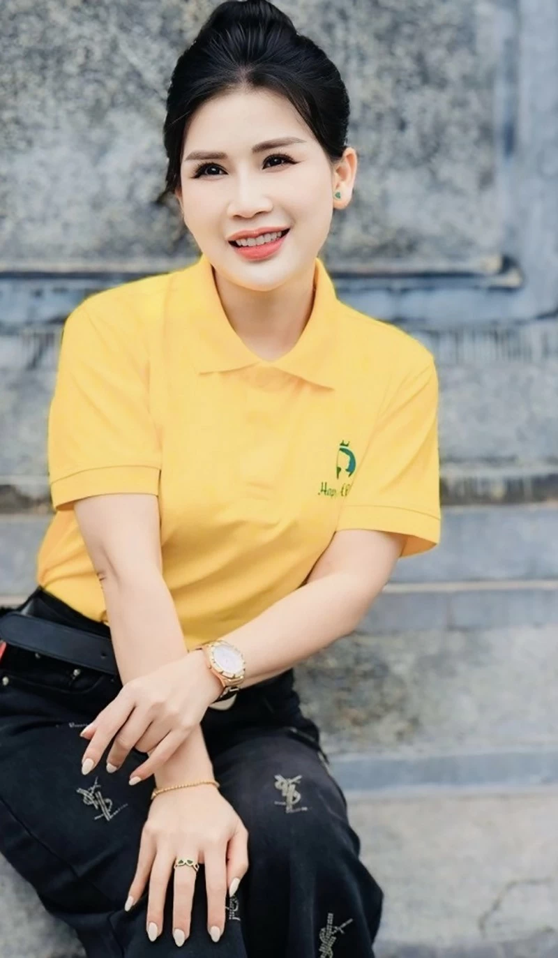 Doanh nhân Nguyễn Thu Hồng – CEO Công ty Cổ phần Tập đoàn F.O.G Doanh nhân Nguyễn Thu Hồng – CEO Công ty Cổ phần Tập đoàn F.O.G