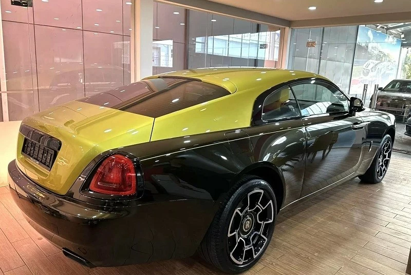 Rolls-Royce Wraith Black Badge ADM Sportive 'độc nhất thế giới' xuất hiện tại Việt Nam