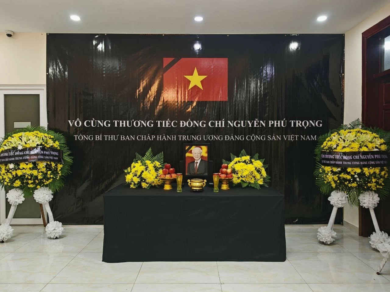 Tổng Lãnh sự quán Việt Nam tại Preah Sihanouk tổ chức lễ viếng Tổng Bí thư Nguyễn Phú Trọng