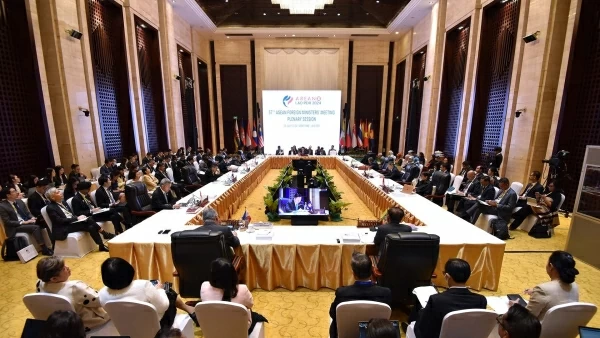 57th ASEAN Foreign Ministers' Meeting: Vietnam highlights the need to align sub-regional cooperation with bloc's overall progress