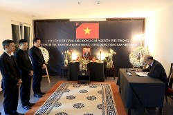 Phái đoàn Việt Nam tại Geneva tổ chức lễ viếng Tổng Bí thư Nguyễn Phú Trọng