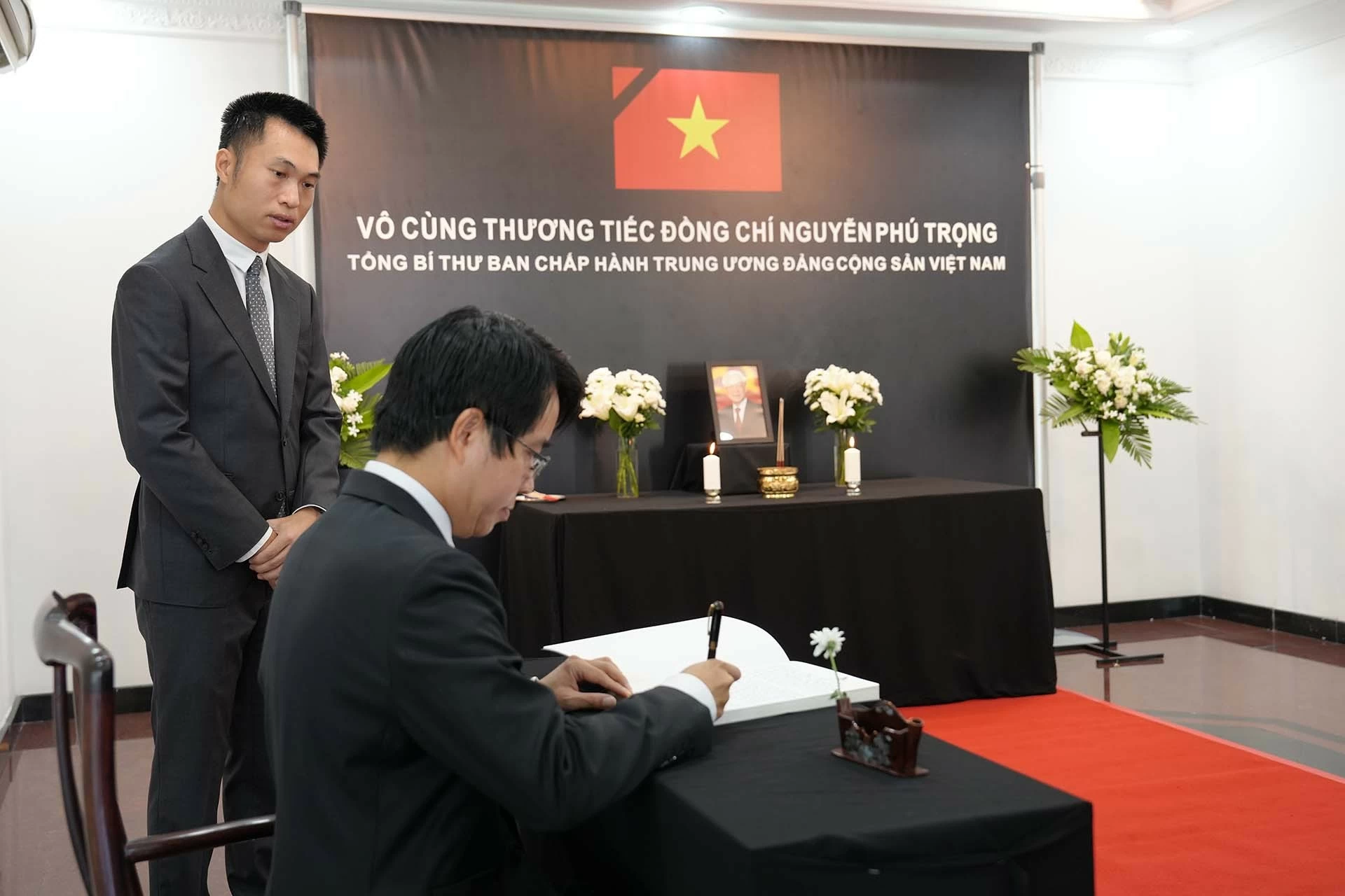 Đại sứ quán Việt Nam tại Brunei tổ chức lễ viếng Tổng Bí thư Nguyễn Phú Trọng
