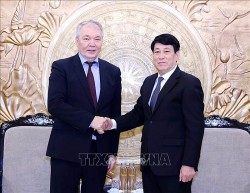 Thường trực Ban Bí thư Lương Cường tiếp Phó Chủ tịch Đảng Cộng sản Liên bang Nga