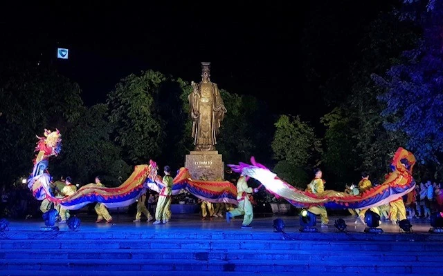 Những tương đồng thú vị giữa nghệ thuật múa truyền thống Việt Nam và Hàn Quốc