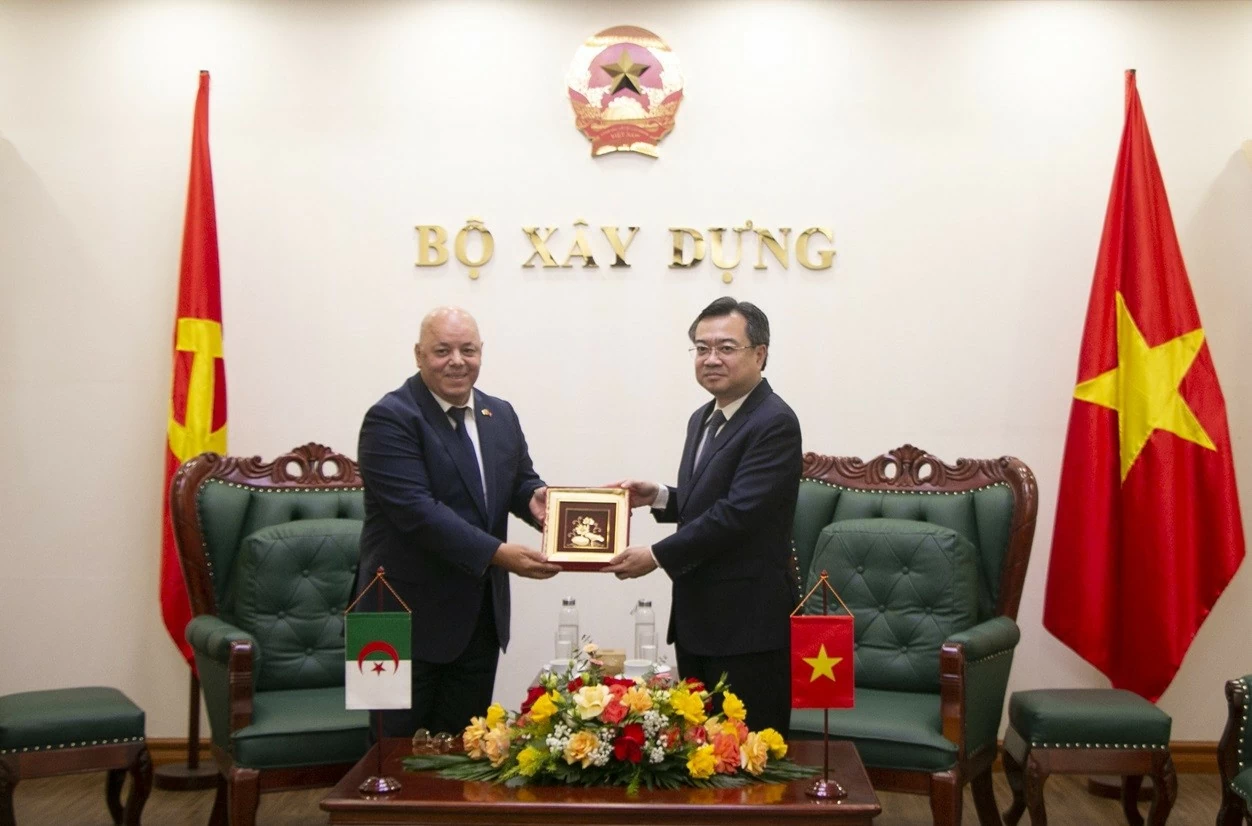 Việt Nam mong muốn Algeria tạo điều kiện tăng cường hợp tác, chia sẻ kinh nghiệm trong lĩnh vực nhà ở
