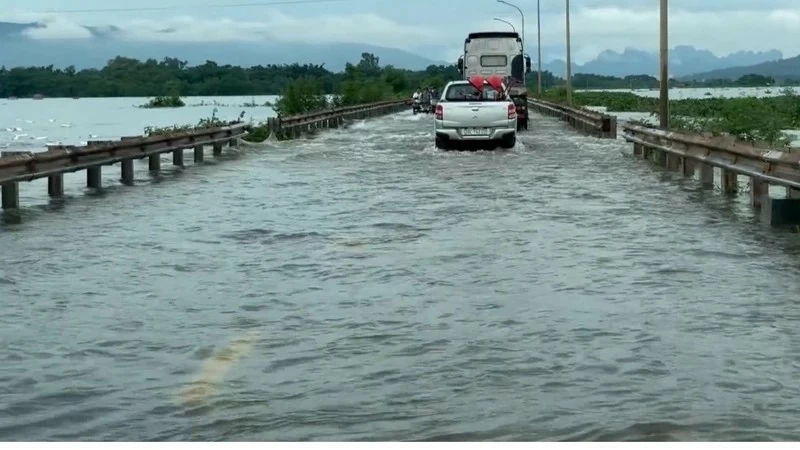 Lũ quét, sạt lở đất gây thiệt hại không nhỏ tại nhiều địa phương