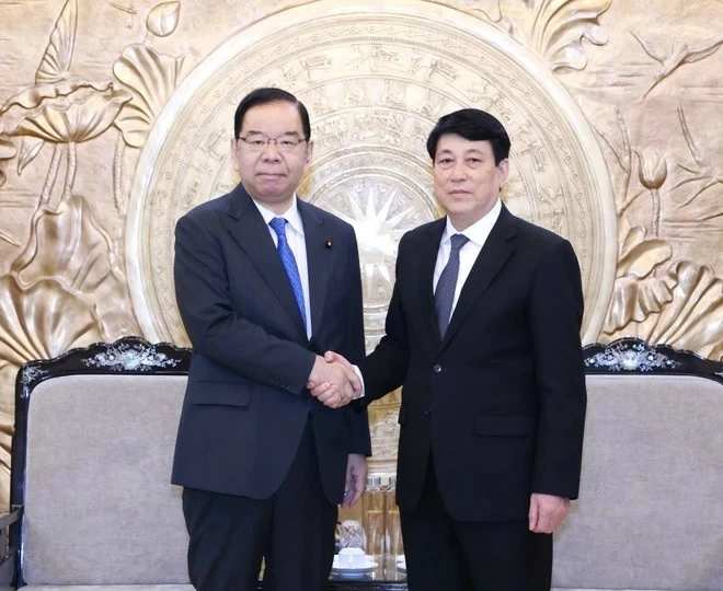 Party official receives representatives of Russian, Japanese Communist Parties