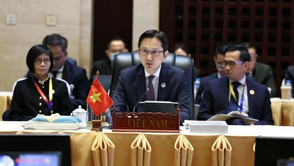 Vietnam attends Mekong-Japan, Mekong-RoK foreign ministers’ meetings in Laos