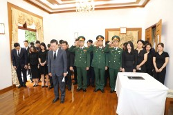 Trang nghiêm và xúc động lễ viếng Tổng Bí thư Nguyễn Phú Trọng tại Đại sứ quán Việt Nam ở Myanmar