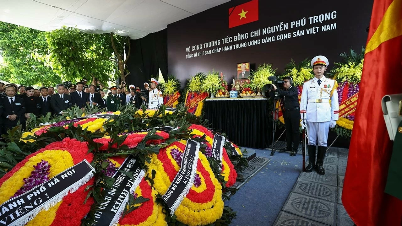Lễ an táng Tổng Bí thư Nguyễn Phú Trọng tại Nghĩa trang Mai Dịch, Hà Nội