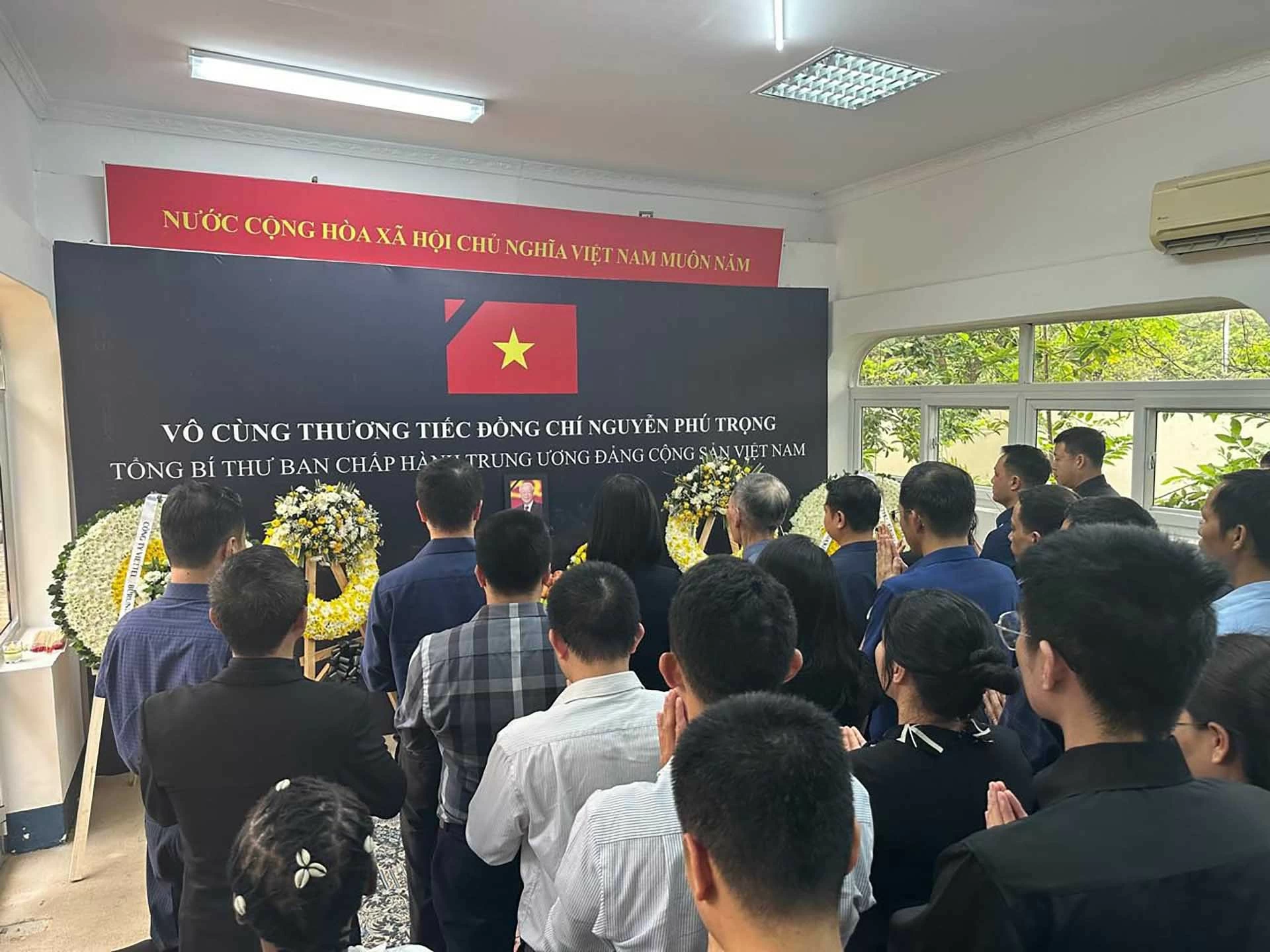 Đại sứ quán Việt Nam tại Tanzania tổ chưc lễ viếng Tổng Bí thư Nguyễn Phú Trọng