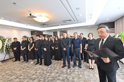 Bí thư Thành ủy Thượng Hải đến viếng Tổng Bí thư Nguyễn Phú Trọng