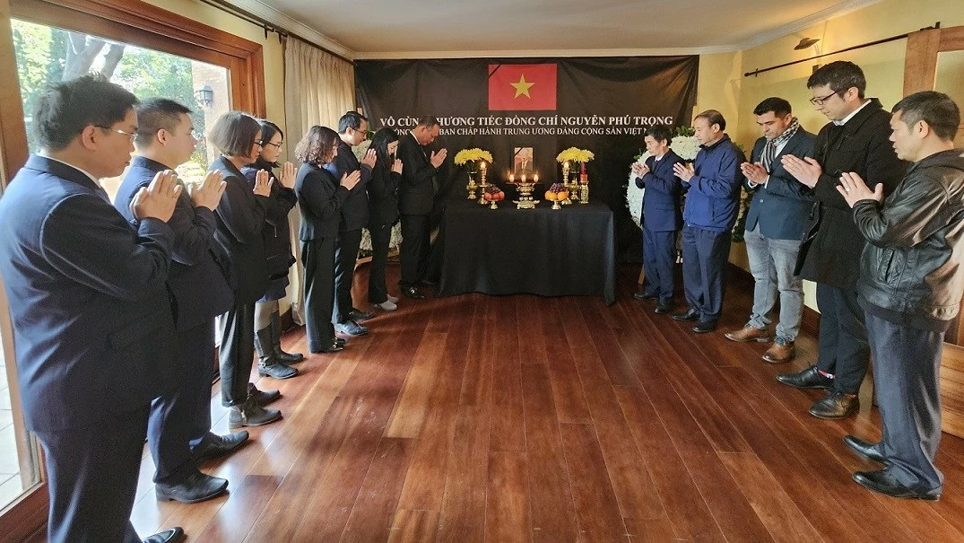 Đảng cộng sản Chile tôn vinh 'hình mẫu người cộng sản lỗi lạc' Nguyễn Phú Trọng