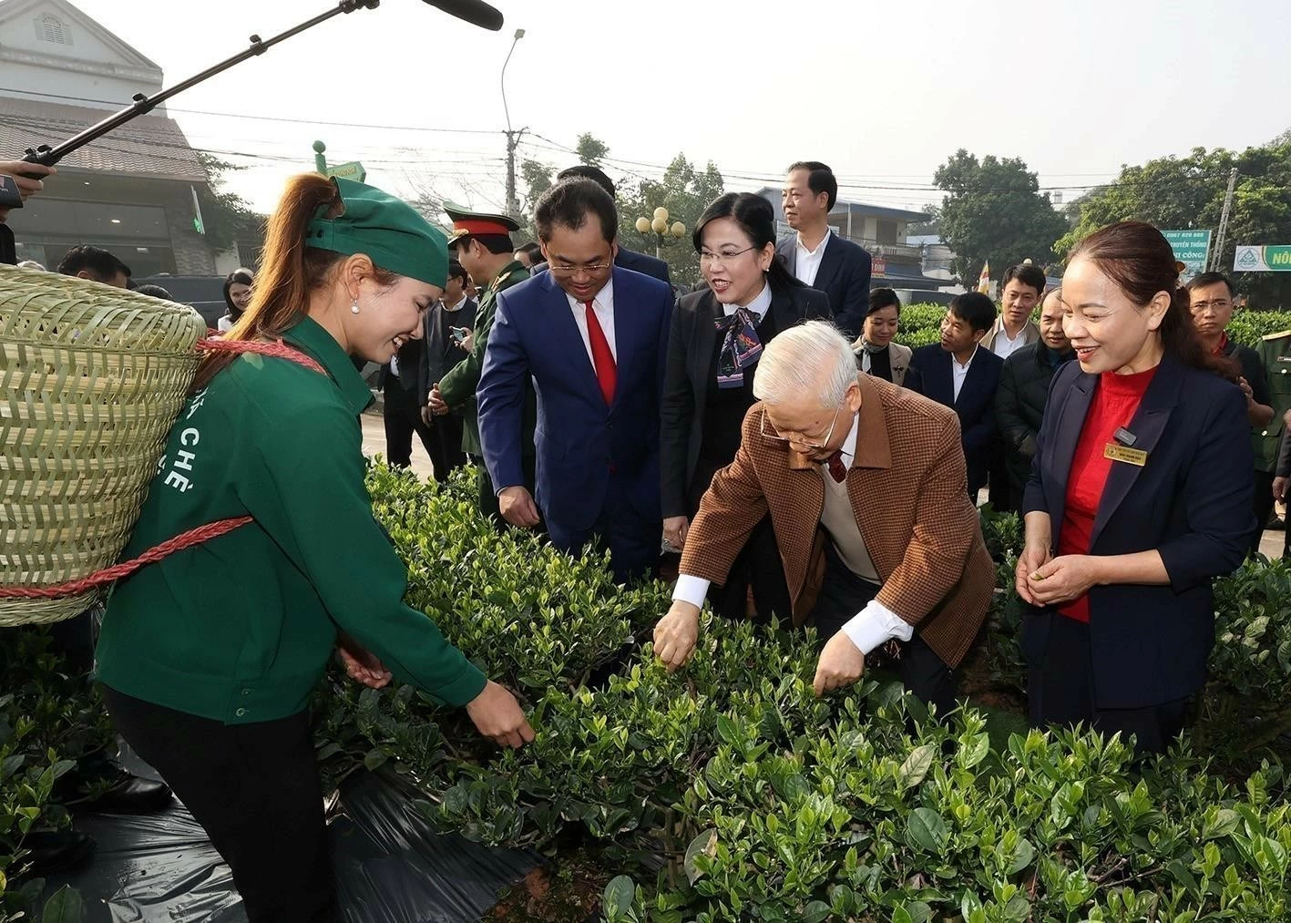 Ngoại trưởng Hoa Kỳ Antony Blinken thắp hương, chia buồn với gia đình Tổng Bí thư Nguyễn Phú Trọng