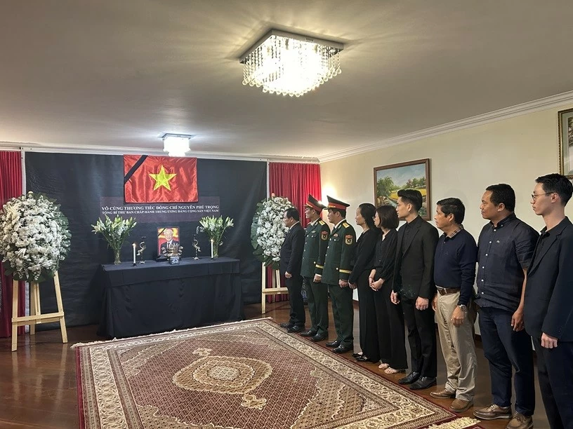 Đại sứ quán Việt Nam tại Brazil đón tiếp 40 đoàn đến viếng Tổng Bí thư Nguyễn Phú Trọng