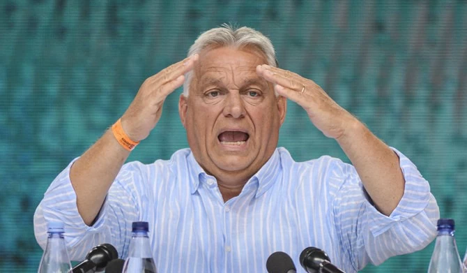 Thủ tướng Hungary Viktor Orban có bài phát biểu tại Đại học Tự do Balvanyos, ngày 27/7. (Nguồn: AP)