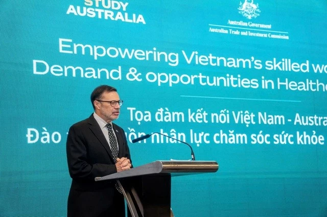 Australian vocaltional education and training delegation visits Vietnam