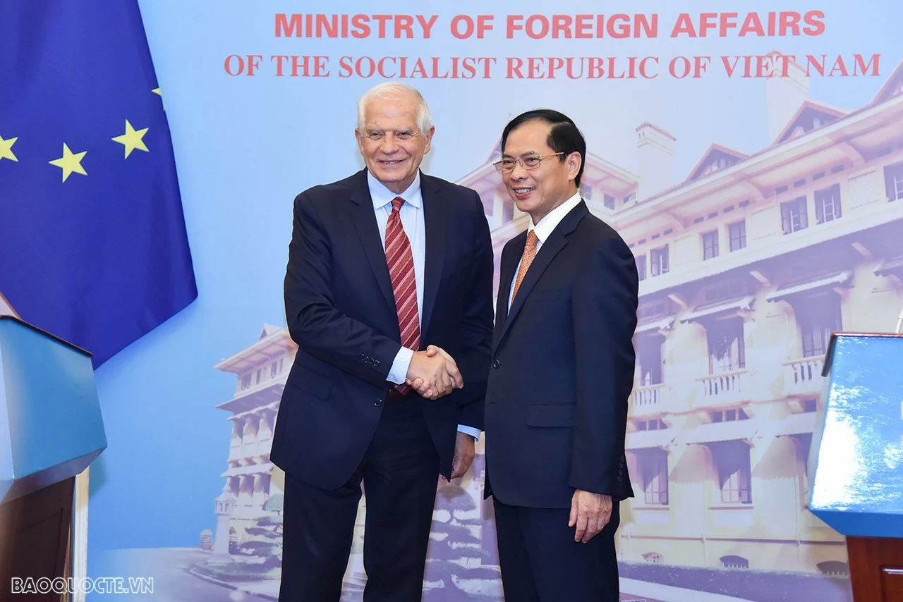 Bộ trưởng Ngoại giao Bùi Thanh Sơn đề nghị Liên minh châu Âu tiếp tục duy trì ODA cho Việt Nam Bộ trưởng Ngoại giao Bùi Thanh Sơn đề nghị Liên minh châu Âu tiếp tục duy trì ODA cho Việt Nam