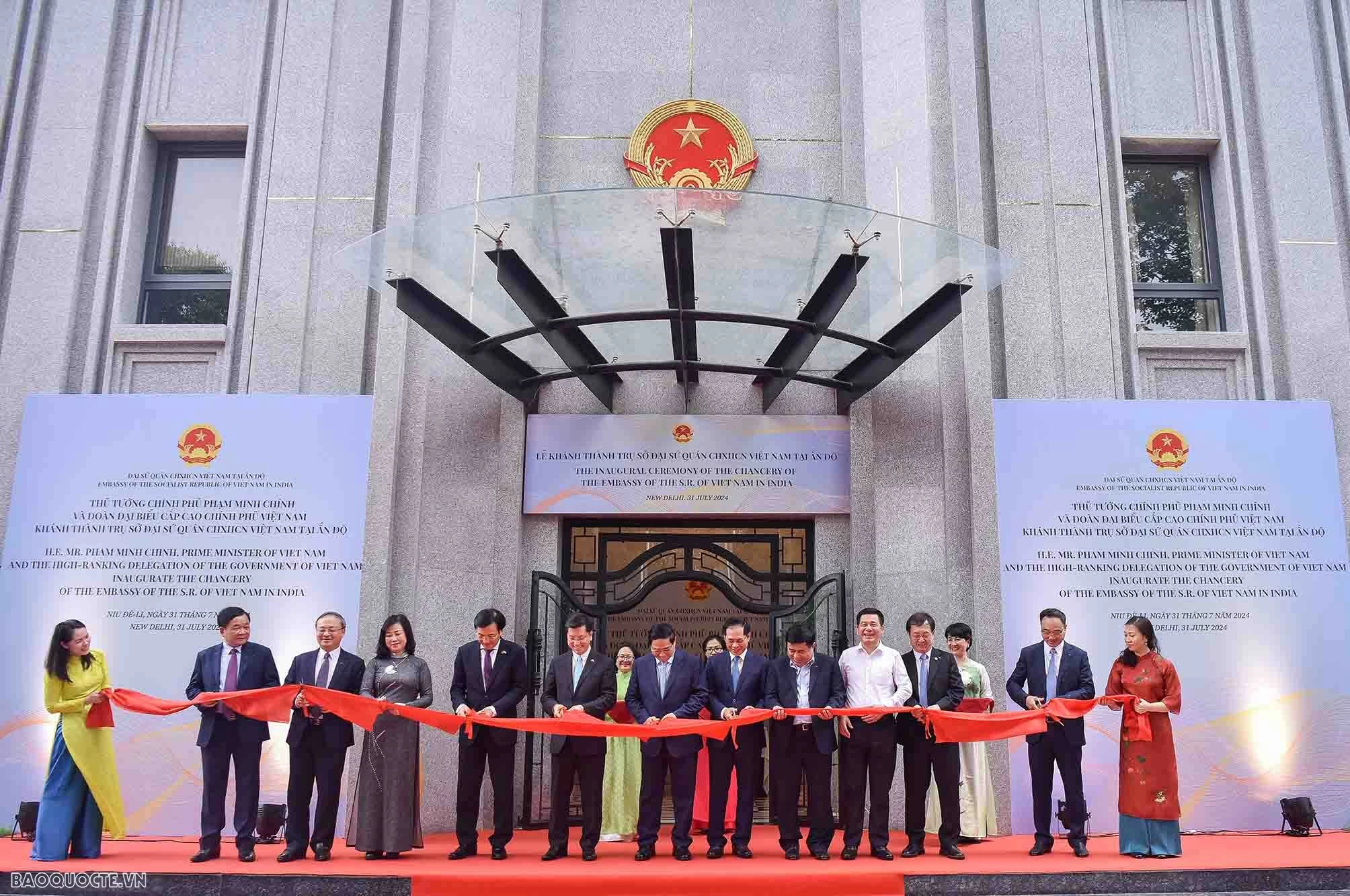 Thủ tướng Phạm Minh Chính cắt băng khánh thành trụ sở Đại sứ quán Việt Nam tại Ấn Độ Thủ tướng Phạm Minh Chính cắt băng khánh thành trụ sở Đại sứ quán Việt Nam tại Ấn Độ