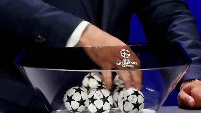 UEFA dùng máy tính bốc thăm Champions League 2024/25