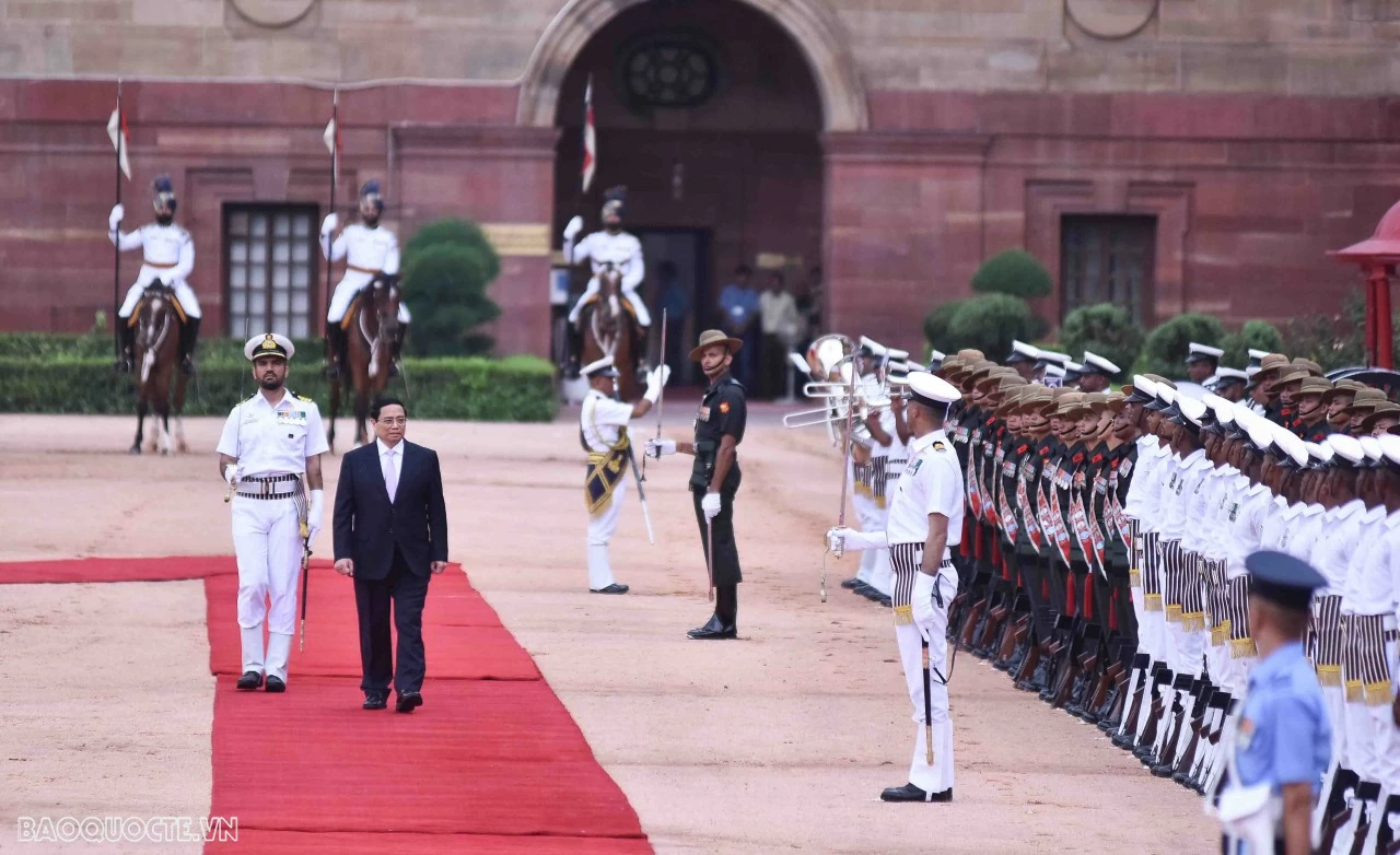 Welcome ceremony held for Prime Minister Pham Minh Chinh in New Delhi