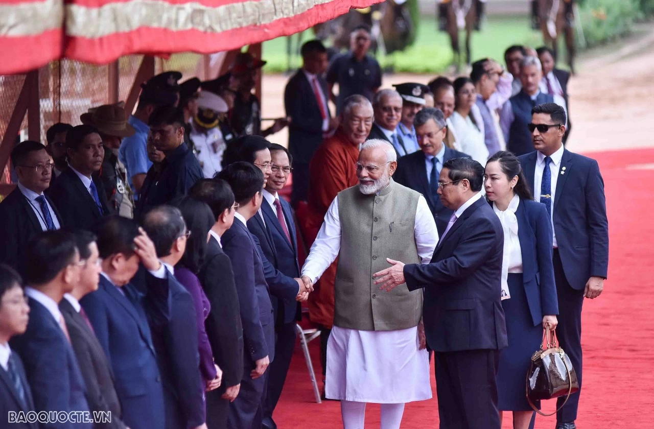 Welcome ceremony held for Prime Minister Pham Minh Chinh in New Delhi