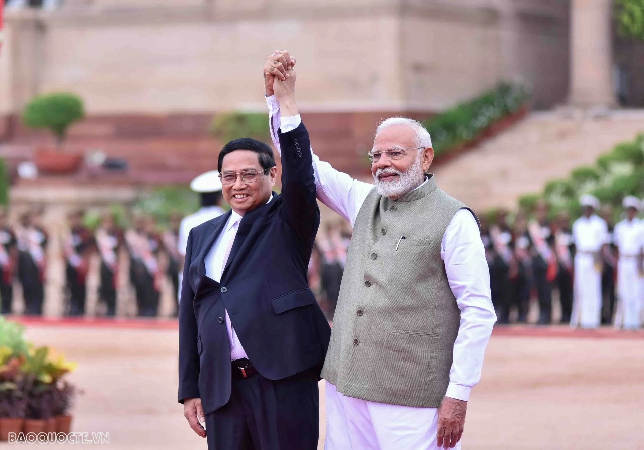 Lễ đón chính thức Thủ tướng Chính phủ Phạm Minh Chính tại Phủ Tổng thống Ấn Độ