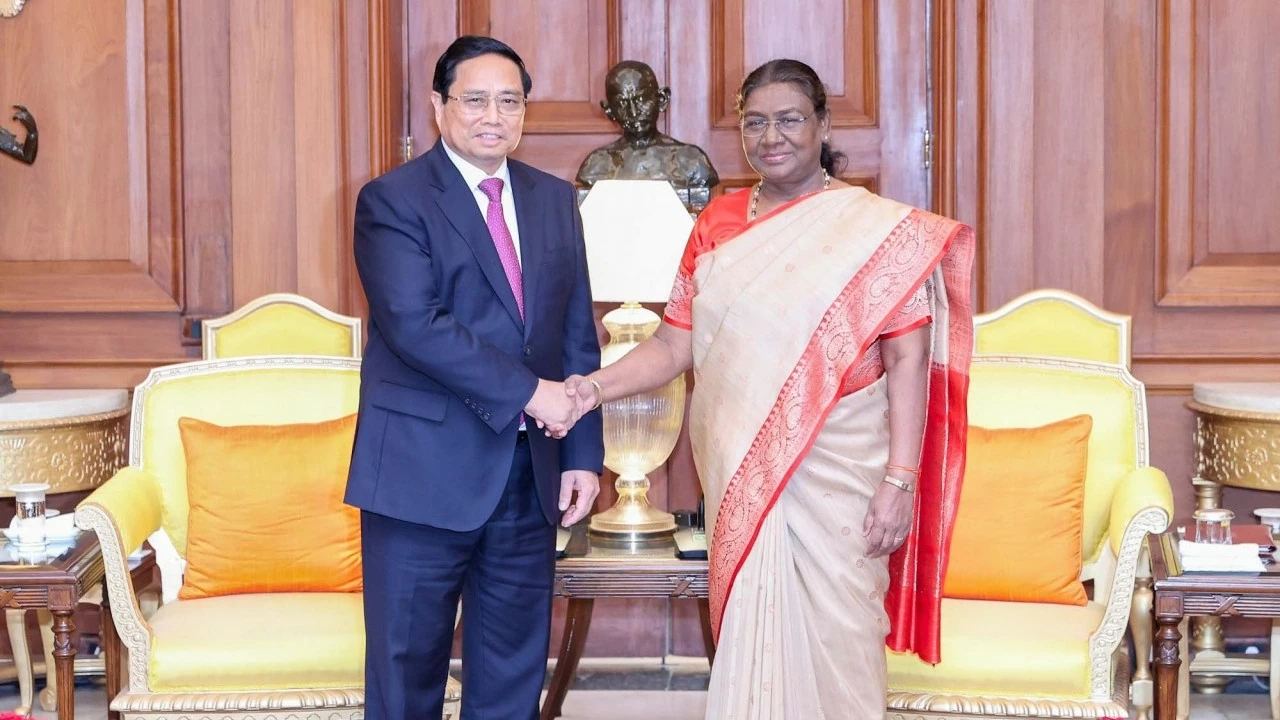 PM Pham Minh Chinh meets with Indian President Droupadi Murmu in New Delhi