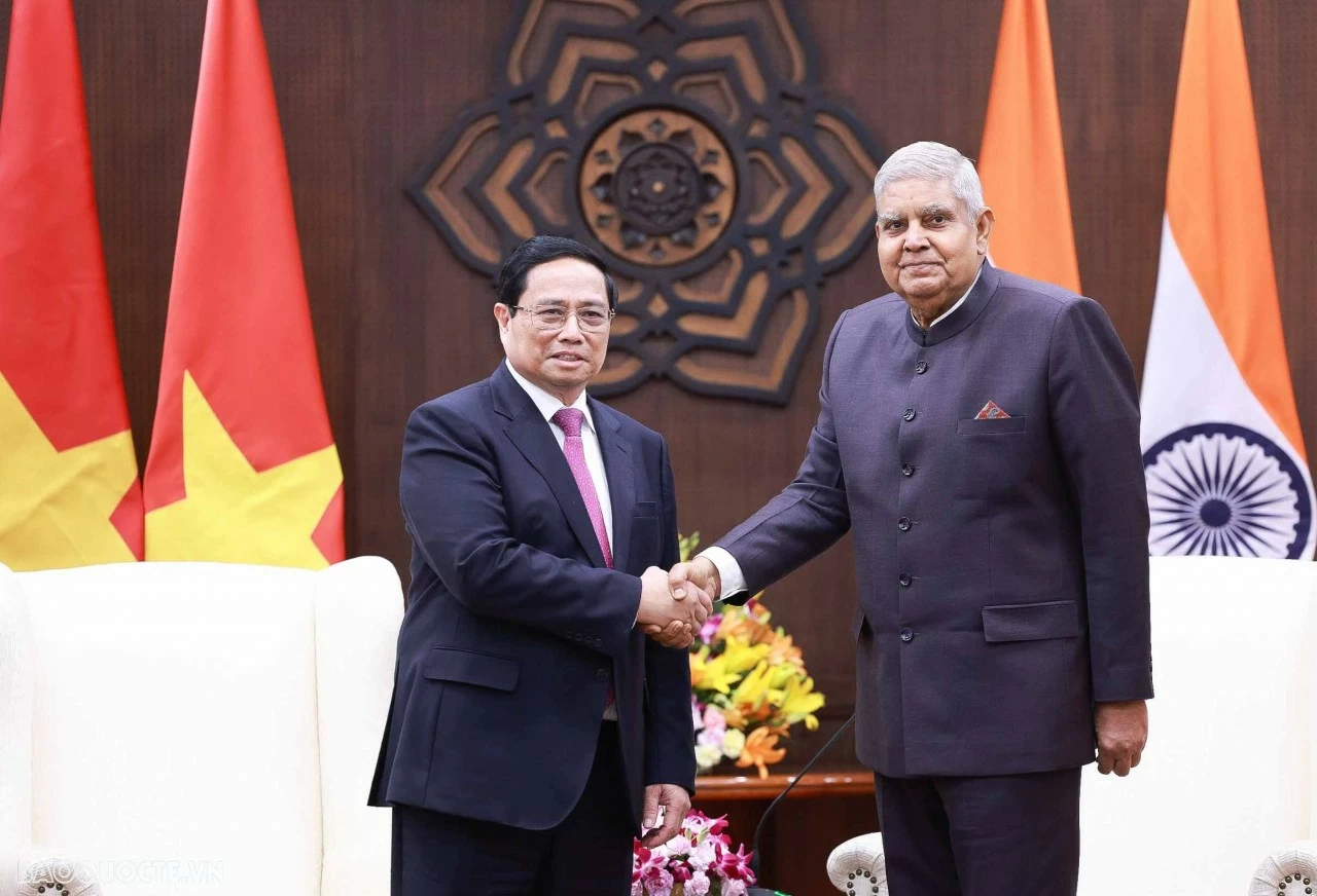 Prime Minister Pham Minh Chinh meets Indian Vice President Jagdeep Dhankhar