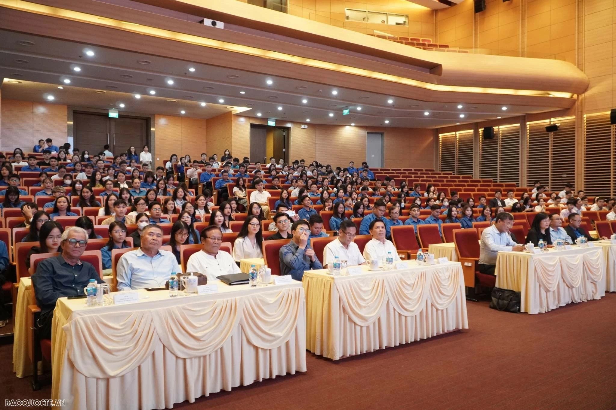 Thanh niên học tập và rèn luyện theo phong cách 'ngoại giao cây tre Việt Nam' của cố Tổng Bí thư Nguyễn Phú Trọng