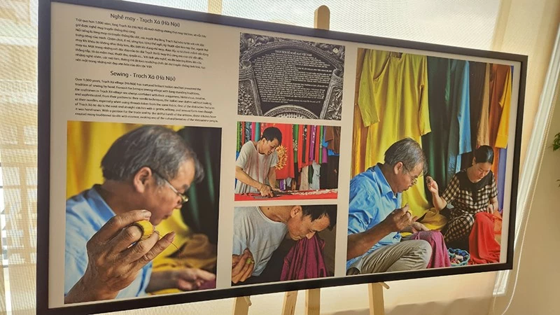Sách ảnh 'Nghề truyền thống Việt' đầy cảm xúc qua ống kính của nhiếp ảnh gia Trần Thế Phong