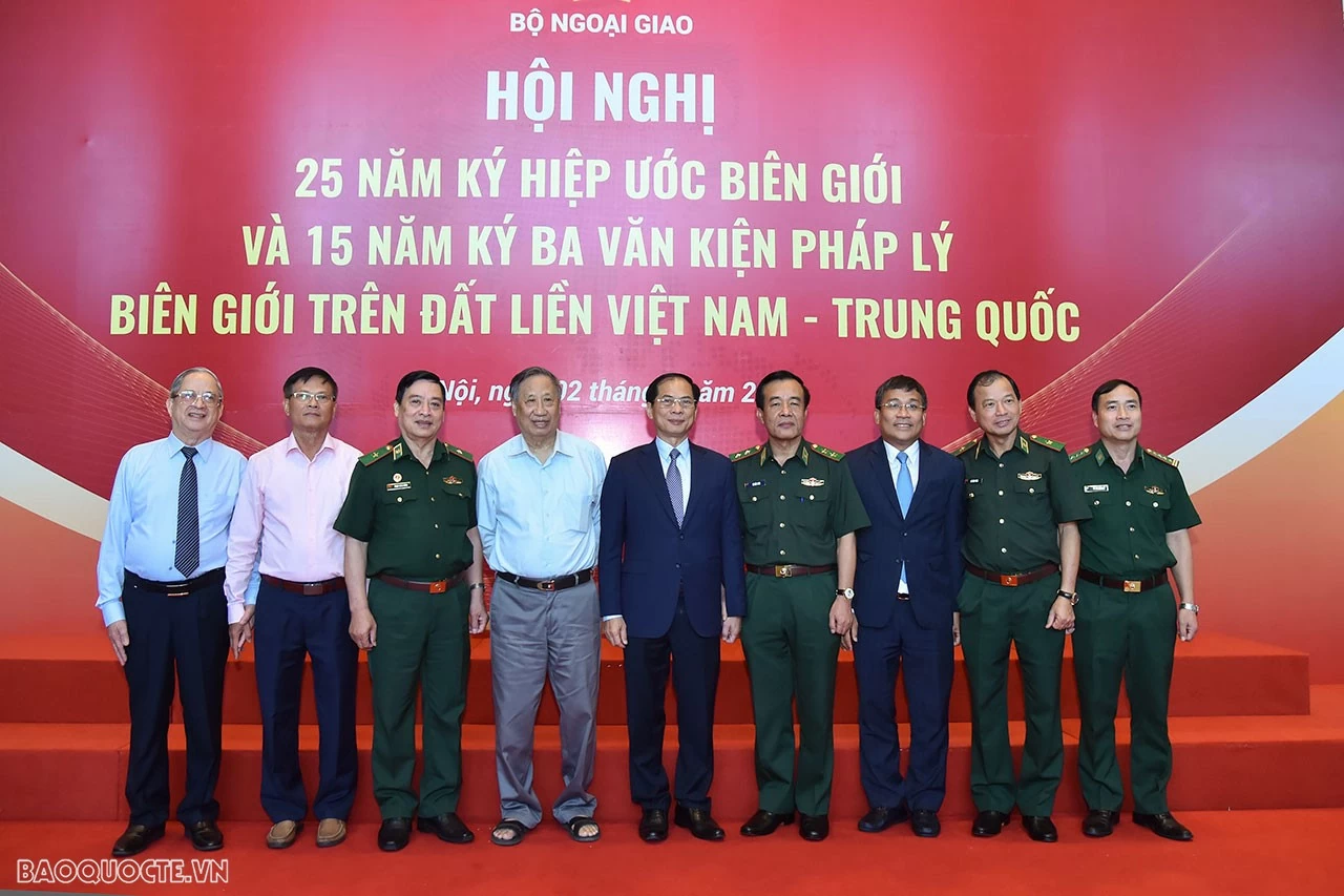 Xây dựng đường biên giới Việt Nam-Trung Quốc hòa bình, ổn định, góp phần thúc đẩy phát triển kinh tế xã hội