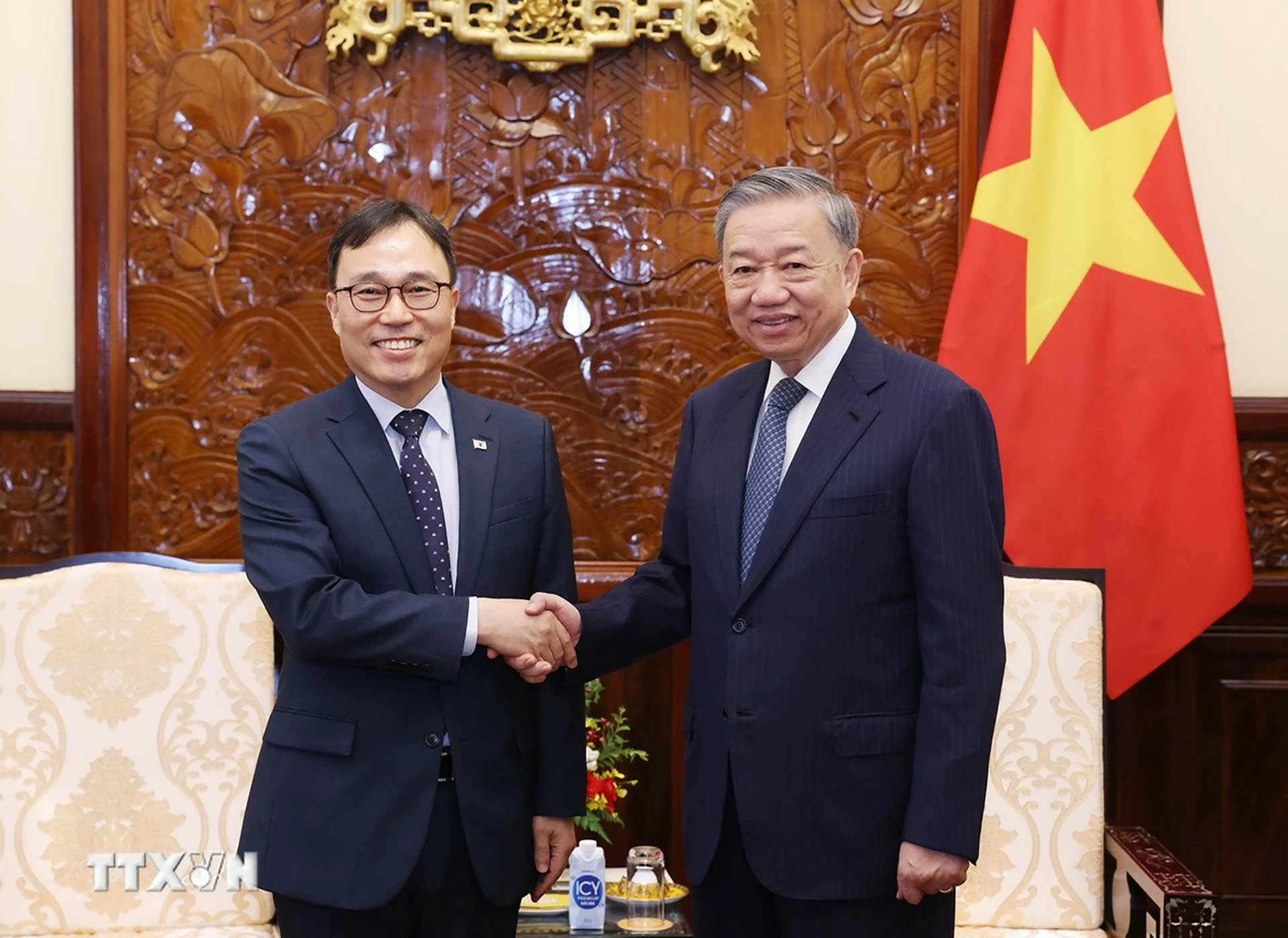 Chủ tịch nước Tô Lâm tiếp Đại sứ Hàn Quốc tại Việt Nam Choi Young Sam. (Nguồn: TTXVN)