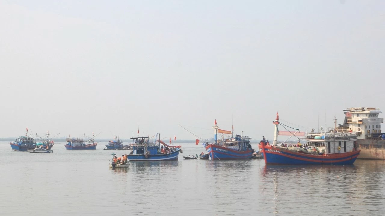 The north central provinces step up efforts to combat IUU fishing