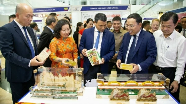 Int’l fair bolsters trade among East - West Economic Corridor countries