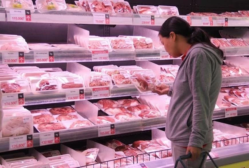 Giá heo hơi hôm nay 3/8: Tăng giảm không đồng nhất; Heo hơi và heo thịt chênh lệnh cao, người mua dè chừng. (Nguồn: Phucdatfood)