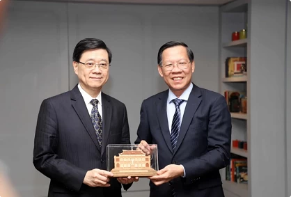 Ho Chi Minh City rolls out red carpet for Hong Kong investors: Chairman Phan Van Mai
