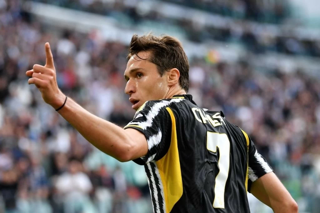 HLV Motta xác nhận Juventus bán tiền đạo Chiesa