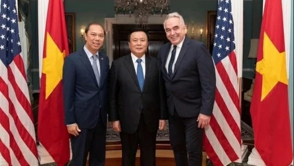 Party Politburo member highlights rapid developments of Vietnam-US relations