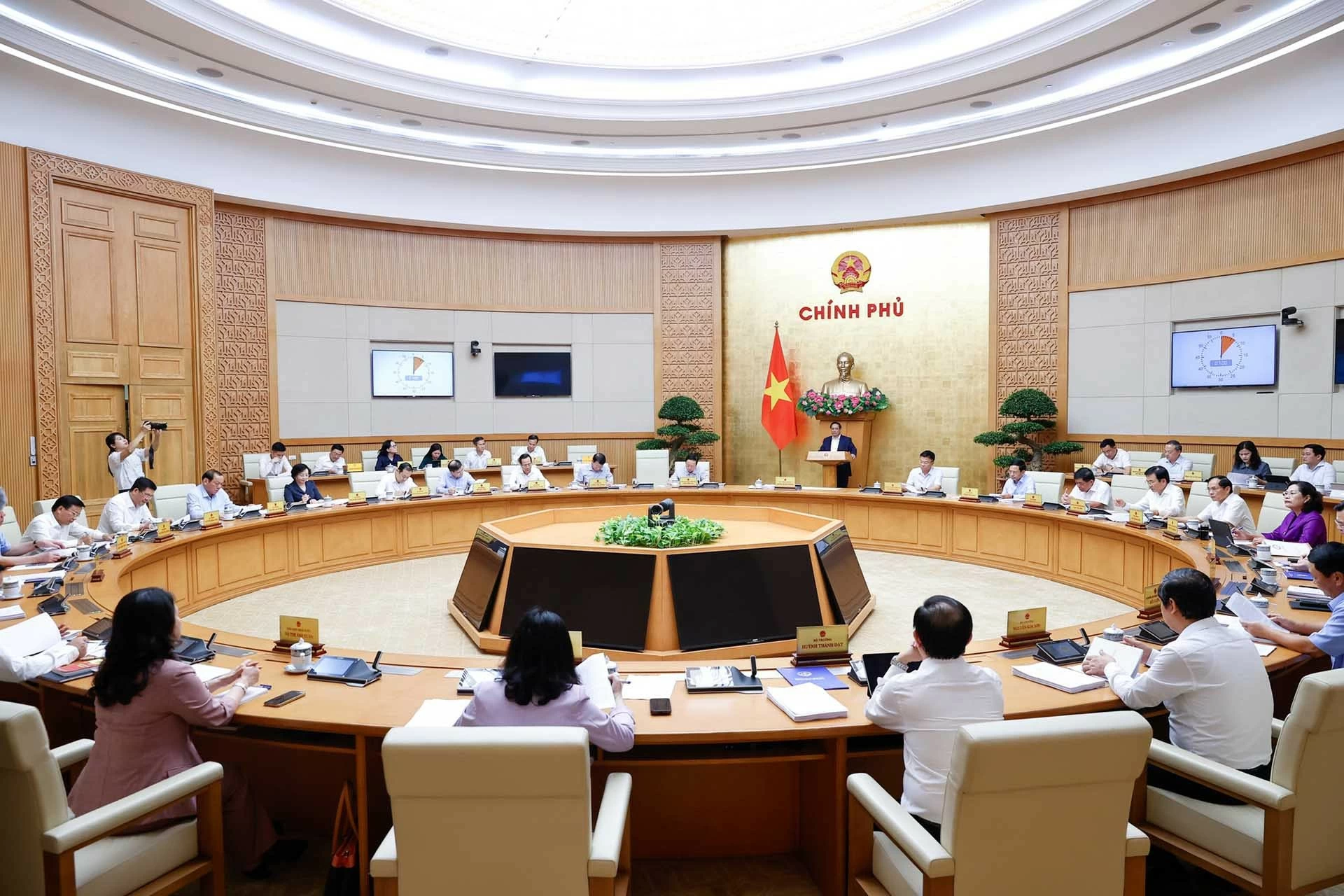 Thủ tướng Phạm Minh Chính chủ trì phiên họp Chính phủ thường kỳ tháng 7/2024 Thủ tướng Phạm Minh Chính chủ trì phiên họp Chính phủ thường kỳ tháng 7/2024