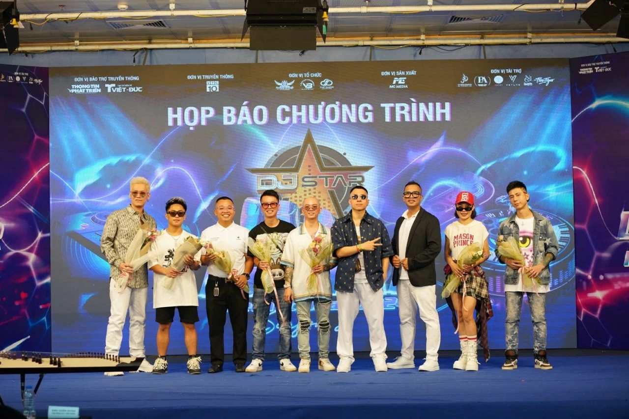 Các DJ trong BTC và giám khảo DJ Star 2024. (Nguồn: BTC)