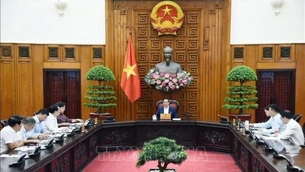 PM Pham Minh Chinh chairs meeting on monetary policy