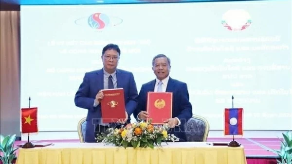 Vietnam, Laos agencies promote cooperation in technology, innovation