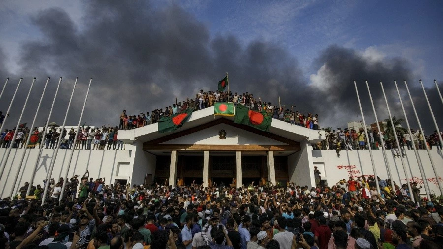 Tình hình Bangladesh: Tổng thống phóng thích đối thủ của bà Hasina, quân đội bỏ lệnh giới nghiêm, Mỹ-EU lên tiếng, Ấn Độ họp khẩn Tình hình Bangladesh: Tổng thống phóng thích đối thủ của bà Hasina, quân đội bỏ lệnh giới nghiêm, Mỹ-EU lên tiếng, Ấn Độ họp khẩn