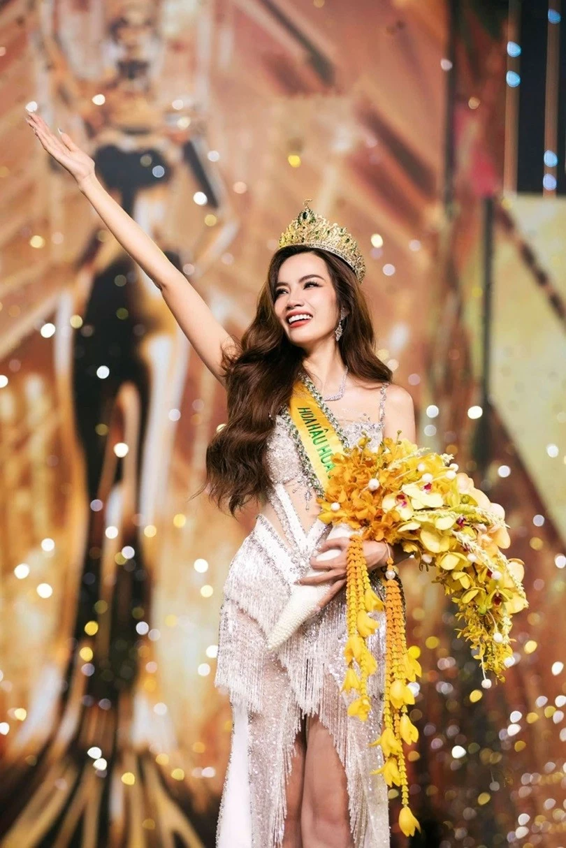 Hoa hậu Lê Hoàng Phương Hoa hậu Lê Hoàng Phương