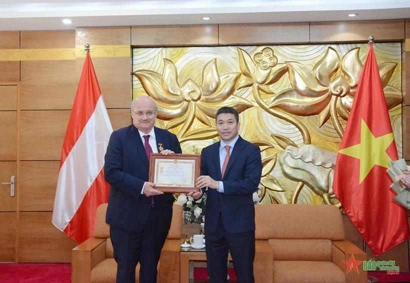 Austrian Ambassador Hans-Peter Glanzer honoured with friendship medal