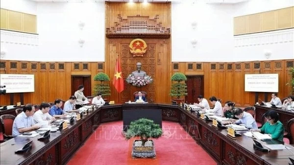 PM Pham Minh Chinh leads strategic review of Government apparatus model