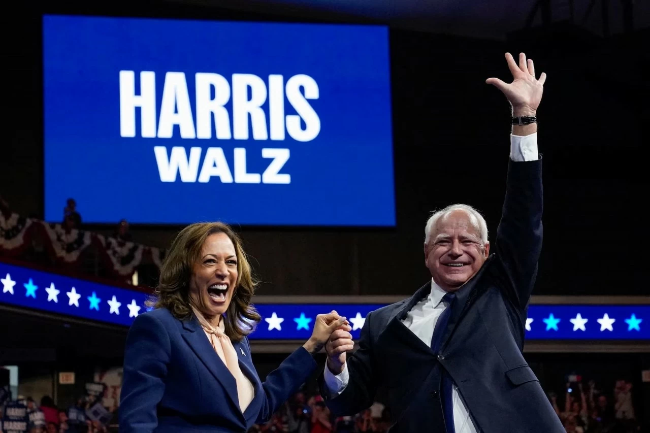 Bầu cử Tổng thống Mỹ: Bộ đôi Kamala Harris và Tim Walz khởi động chiến dịch tranh cử ở Philadelphia