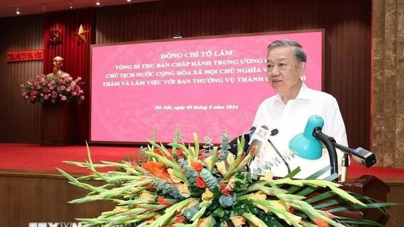 Top leader demands Hanoi make stronger efforts to fulfill special role